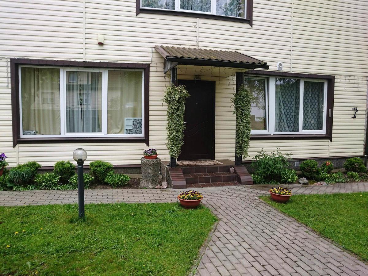 ザラサイ Vijuandra Bed & Breakfast エクステリア 写真