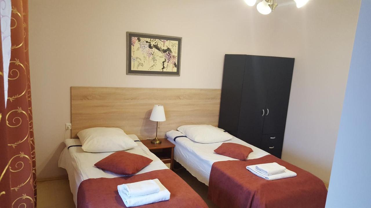 ザラサイ Vijuandra Bed & Breakfast エクステリア 写真